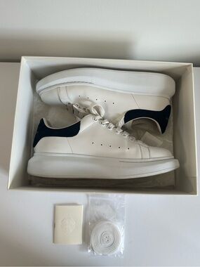 Alexander McQueen White women’s sneakers